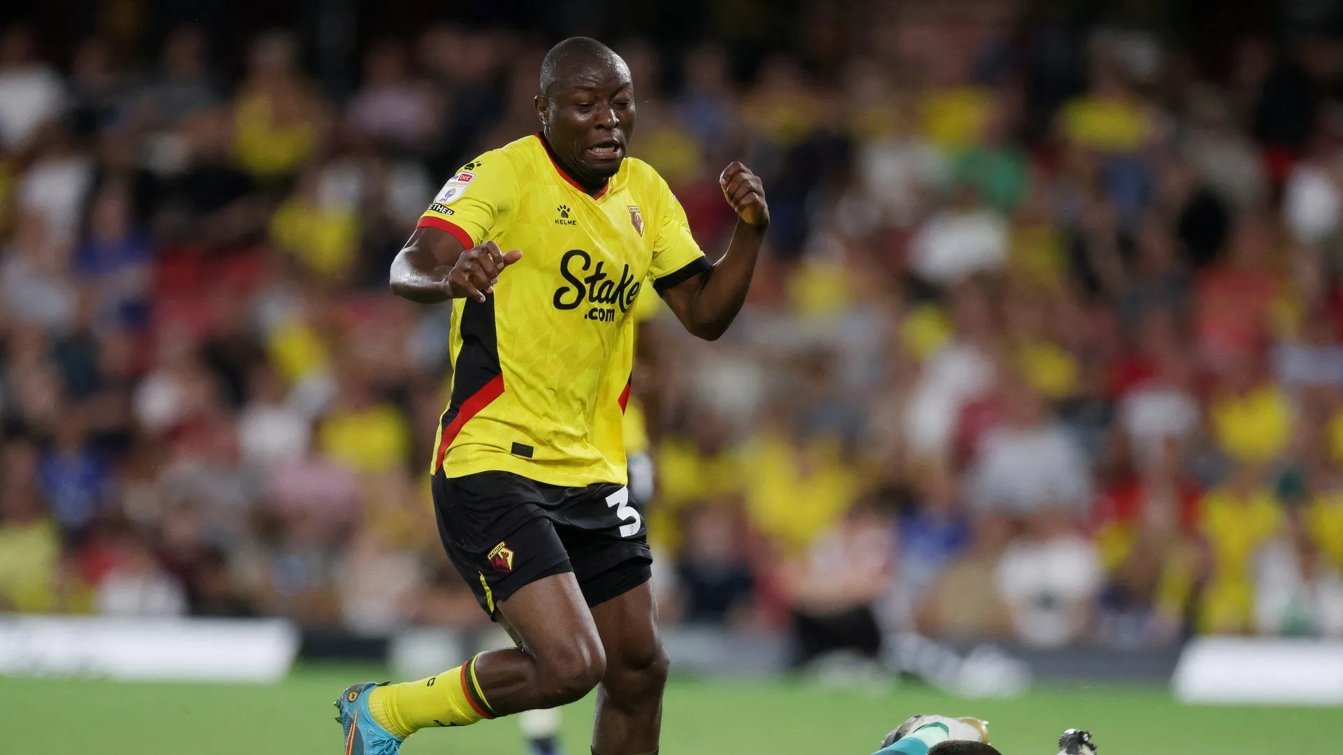 Edo Kayembe tiền đạo Watford nỗ lực tìm lại phong độ