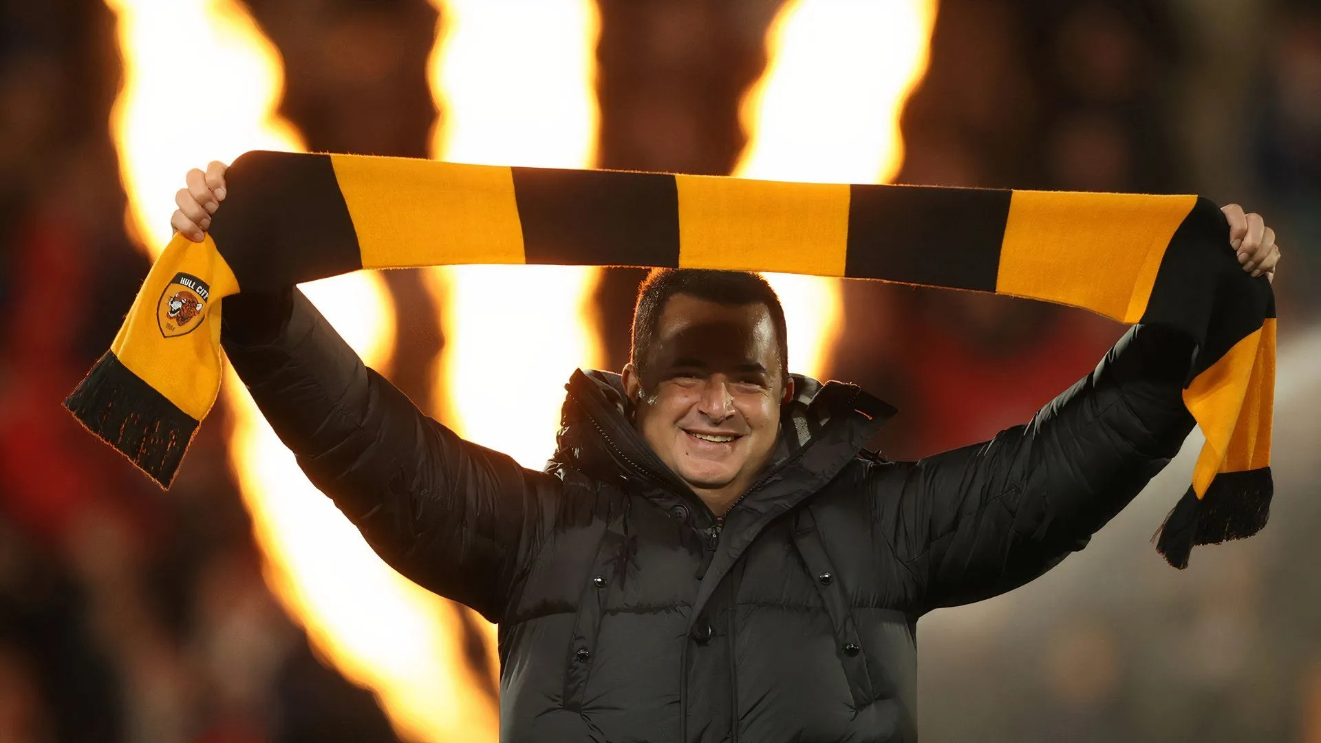 Chủ tịch Acun Ilicali của Hull City, người đang đối mặt với nhiều thách thức tài chính.