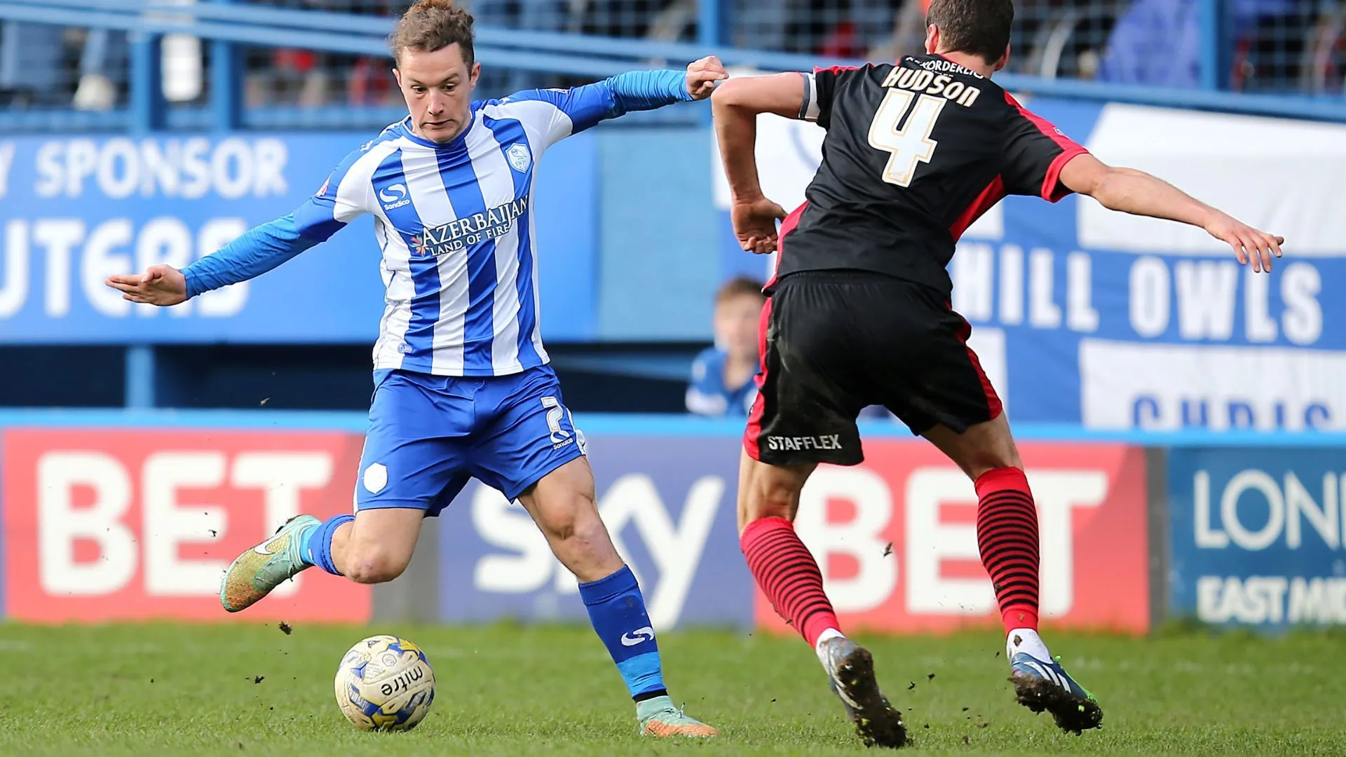 Stevie May, tiền đạo trẻ trị giá 800.000 Bảng của Sheffield Wednesday