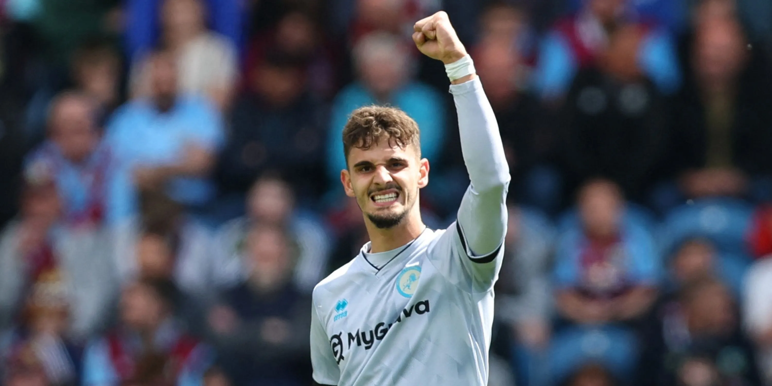 Tiền đạo Mihailo Ivanovic của Millwall, mục tiêu chuyển nhượng của Everton
