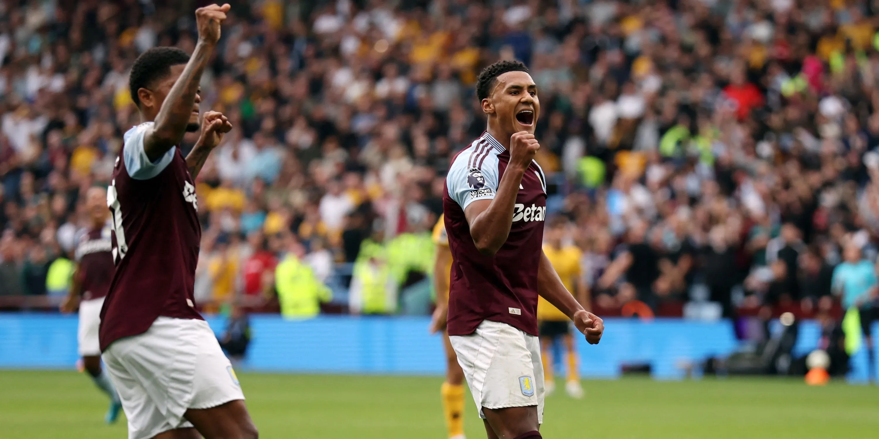 Tiền đạo Ollie Watkins của Aston Villa ăn mừng bàn thắng tại Premier League