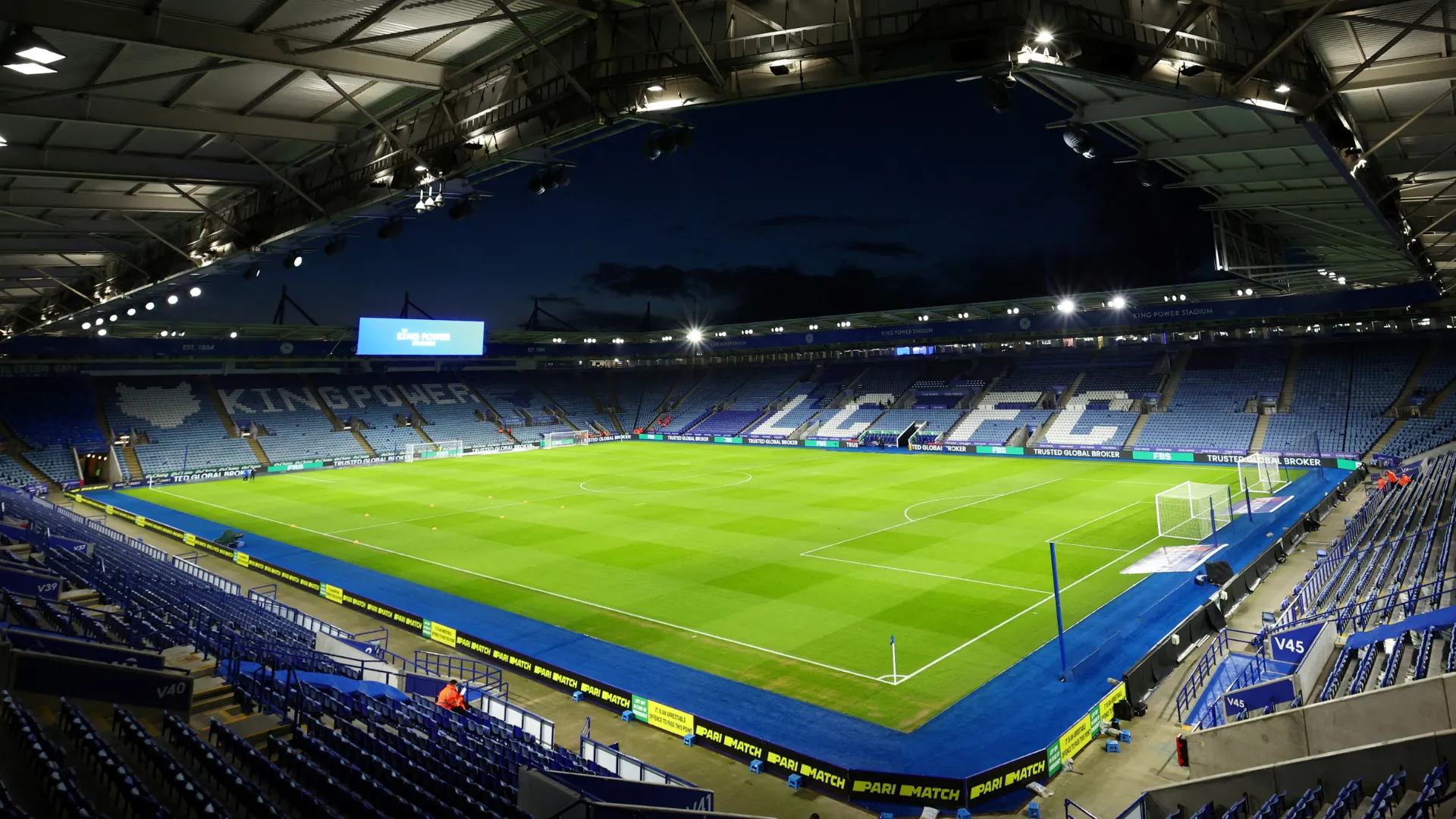 Tình hình tài chính Leicester City: Áp lực từ quy tắc PSR và nguy cơ trừ điểm tại Championship