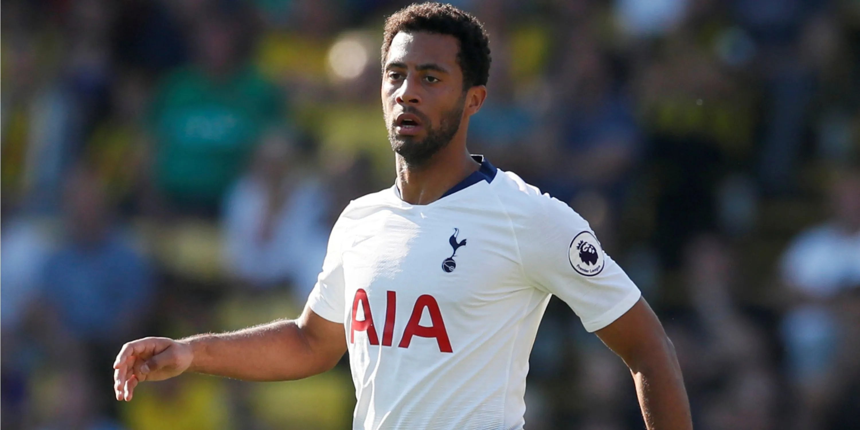 Cựu tiền vệ huyền thoại Mousa Dembele của Tottenham Hotspur, người được Nico Paz so sánh