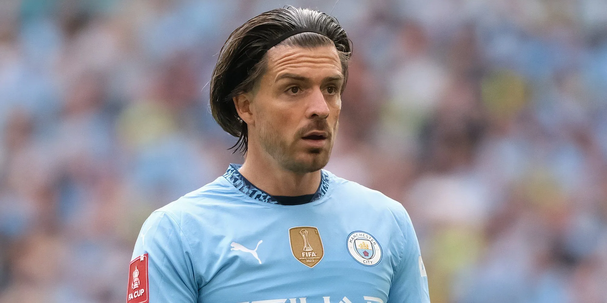 Jack Grealish trong màu áo Manchester City, cầu thủ có mức lương cao làm khó Tottenham