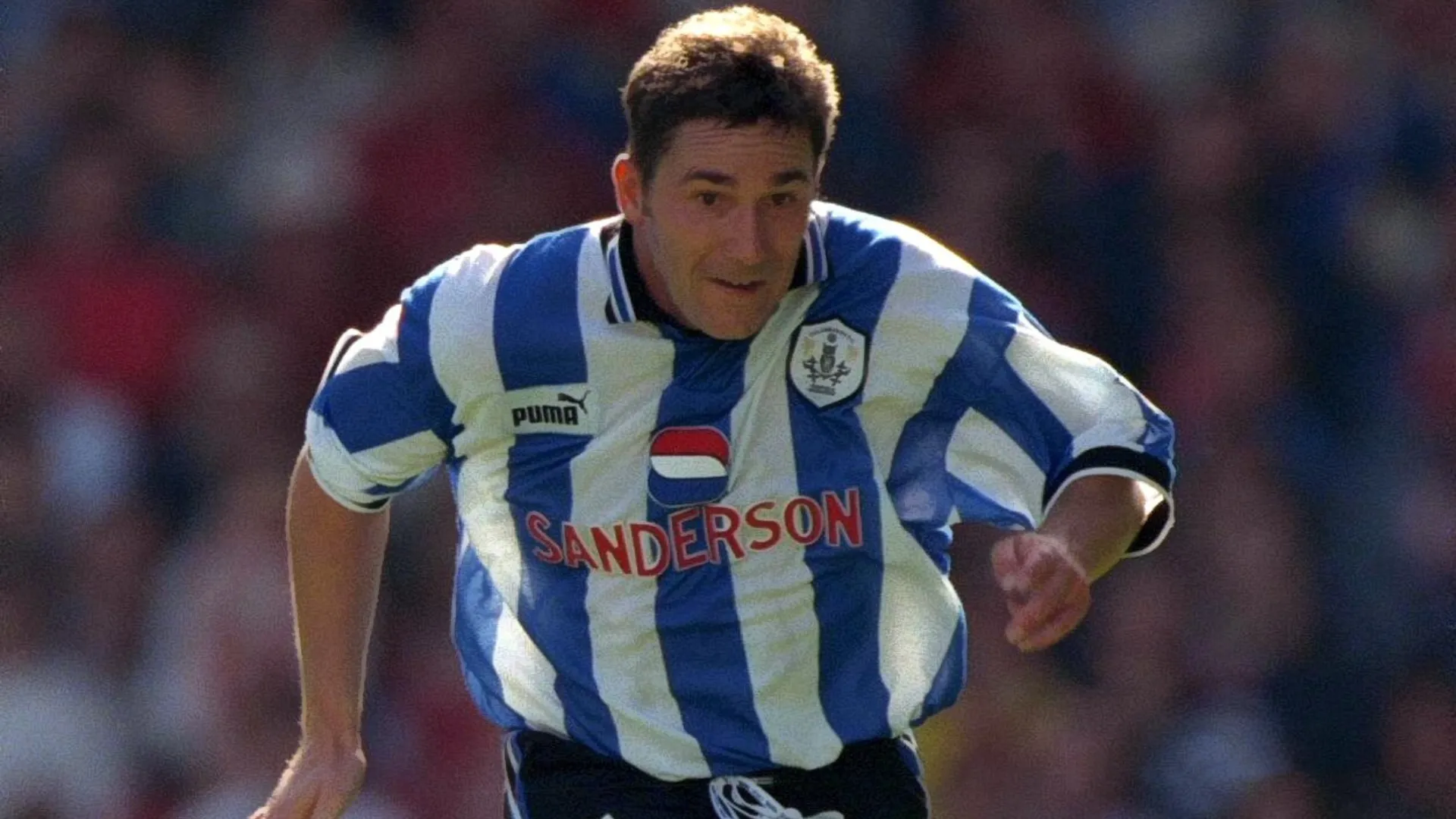 David Hirst - huyền thoại Sheffield Wednesday với thành tích ấn tượng