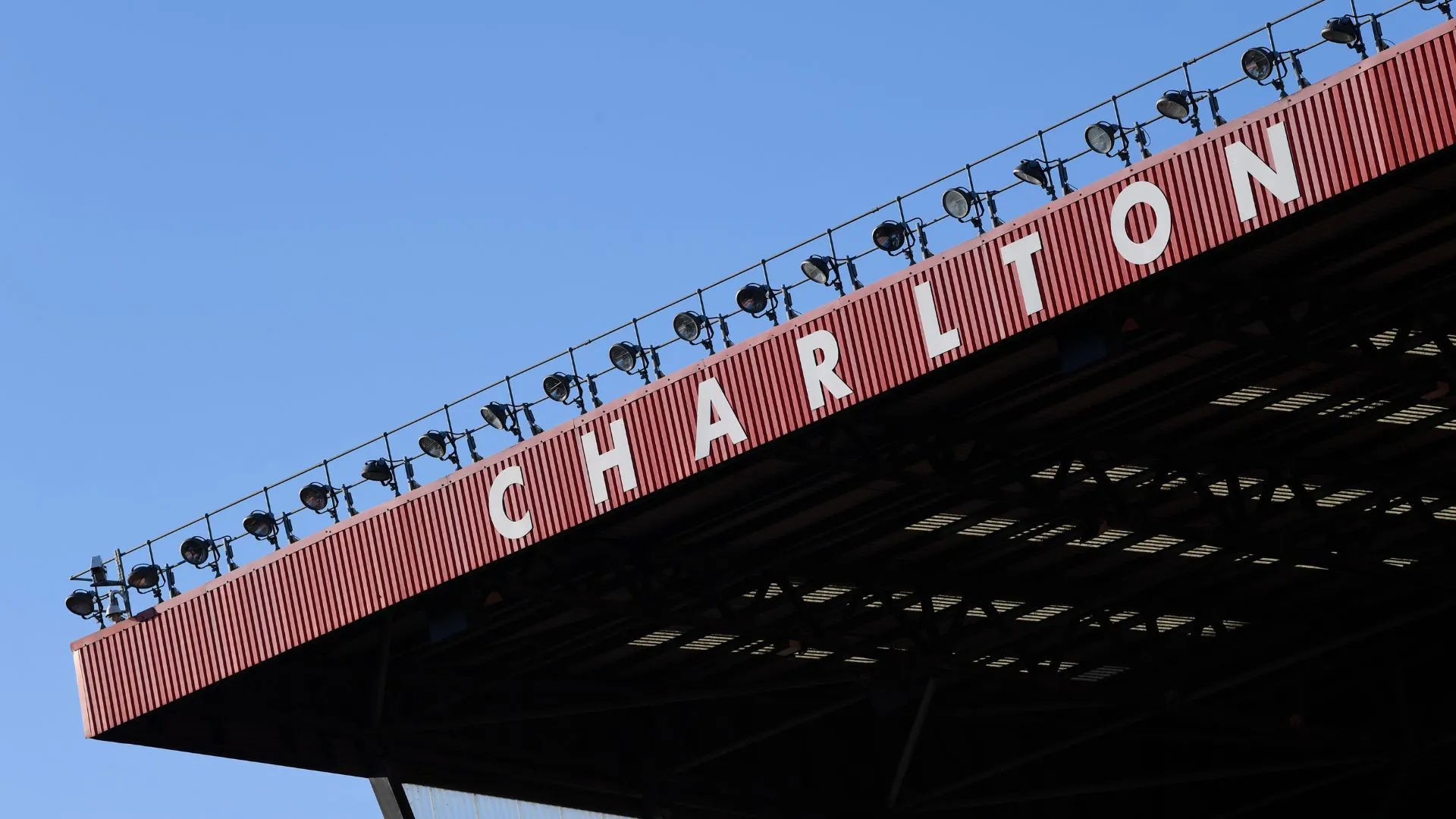 Sân vận động The Valley - nhà sân của Charlton Athletic